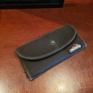 👛Kavu Big Spender Clutch Wallet